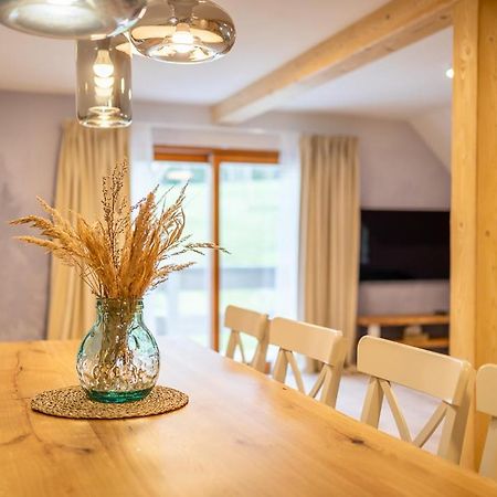 Apartmany U 3 Zbuju Malenovice  Εξωτερικό φωτογραφία